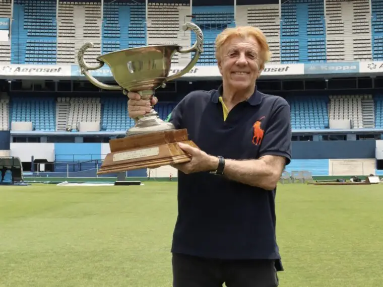 Mostaza Merlo en Racing y la banca a Costas
