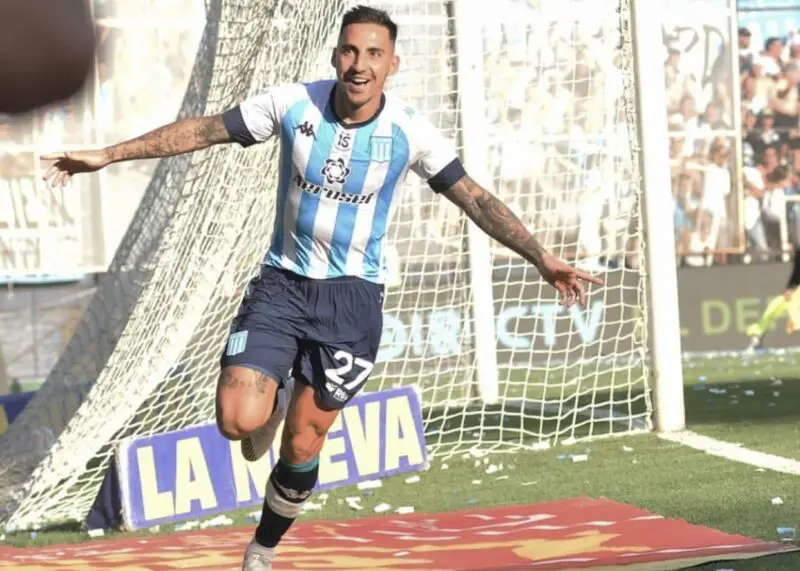 Correa y dos goles claves en Racing