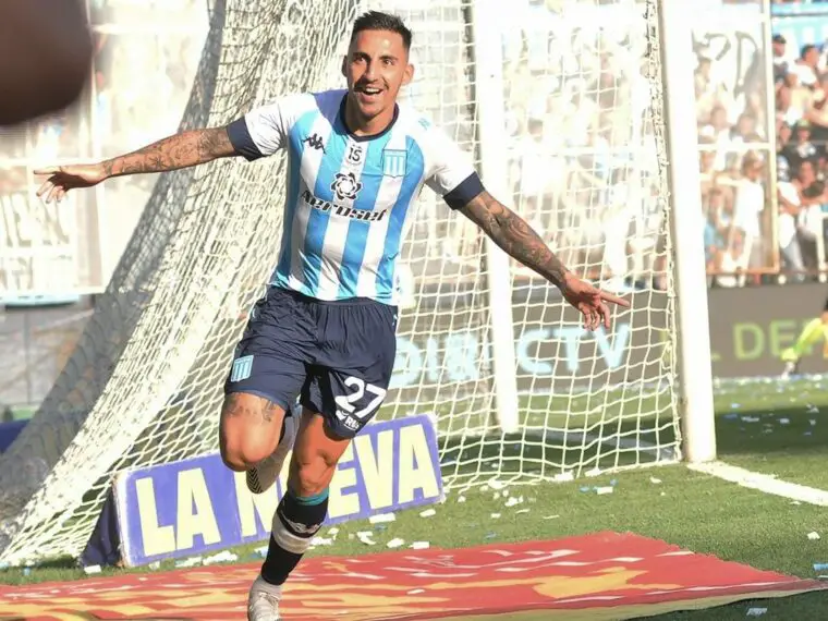Correa metió a Racing en la Copa Sudamericana