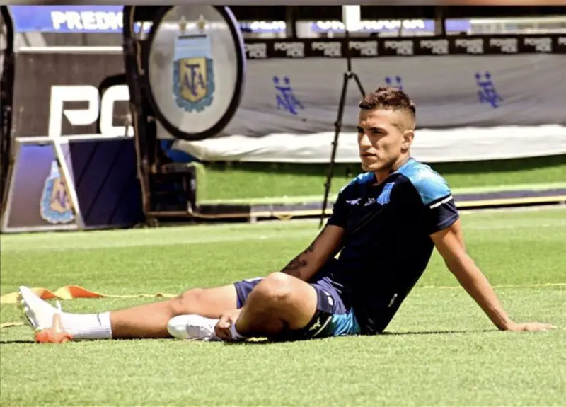 Lolo Miranda se entrena en Racing.