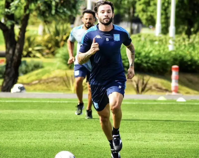 Eugenio Mena volvió a Racing