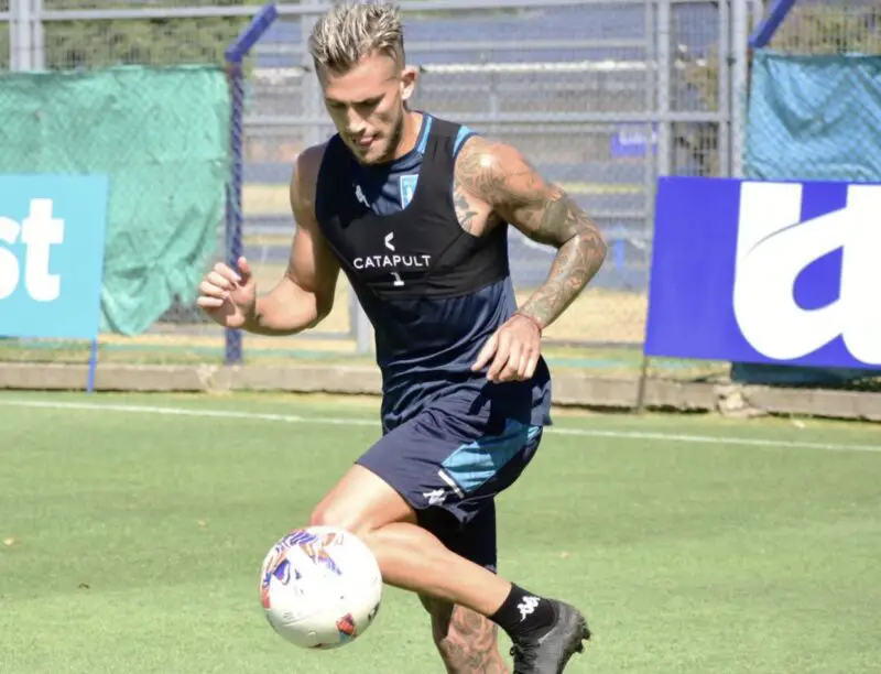 Piovi jugando para Racing