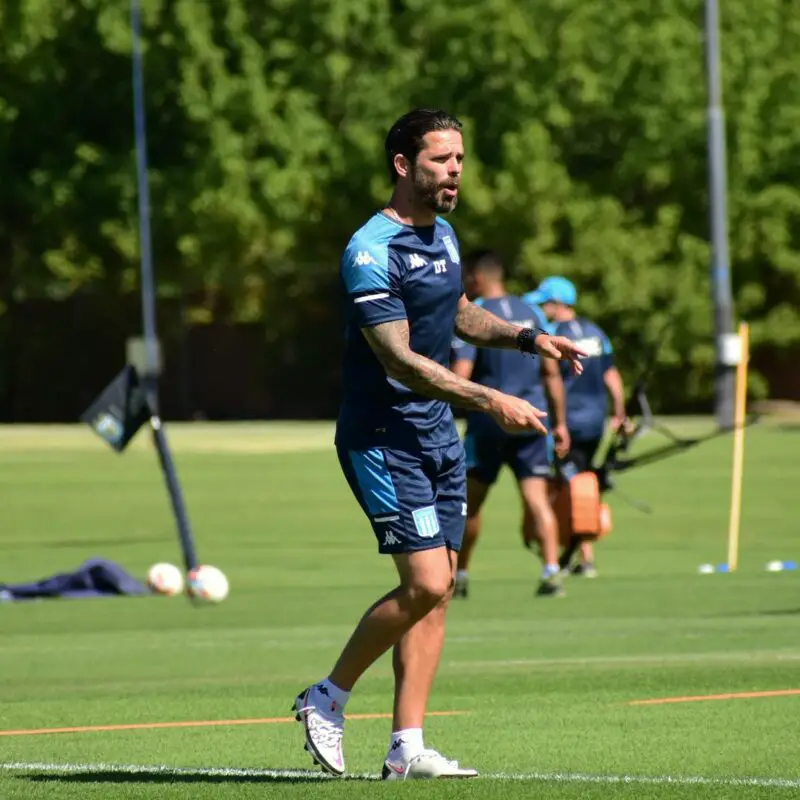 Gago, en la pretemporada de Racing en Ezeiza