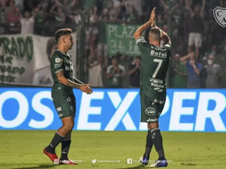 Racing sabe que Sarmiento se hace fuerte en Junín