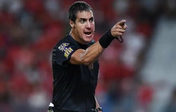Arbitro Echavarría Racing River