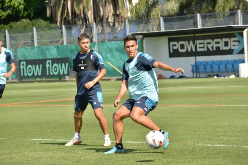 Racing Mena Rojas clásico