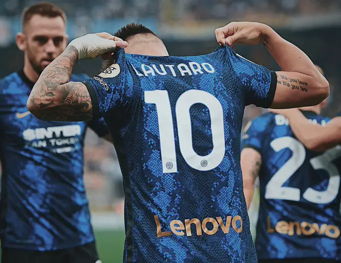 Lautaro Martínez Racing