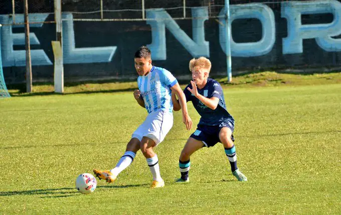 Racing Reserva clásico cancha 