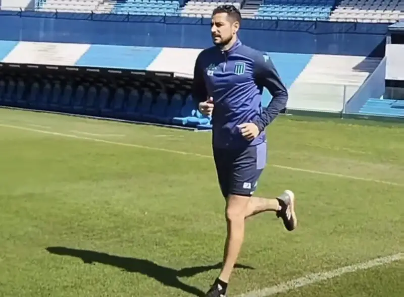 Arias cerca de volver en Racing