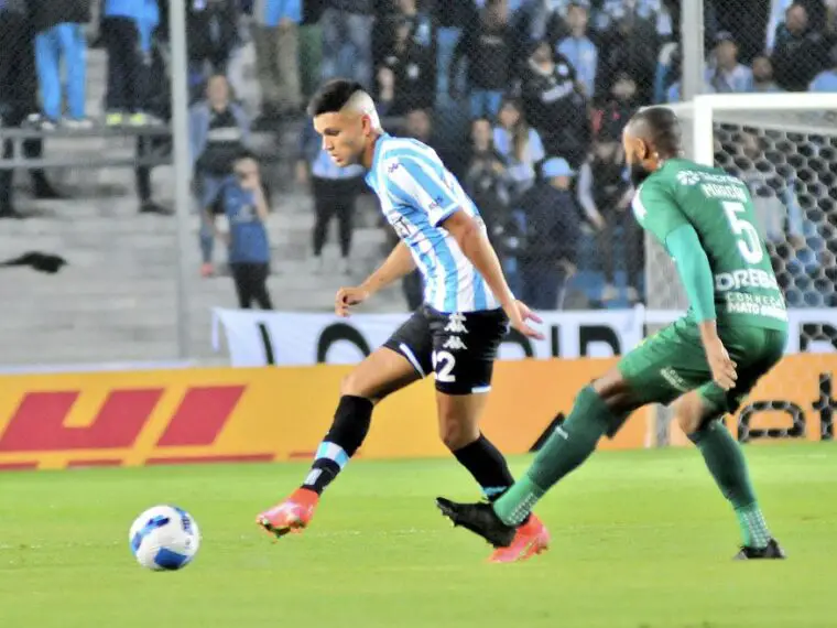 Alcaraz gol clave en Racing