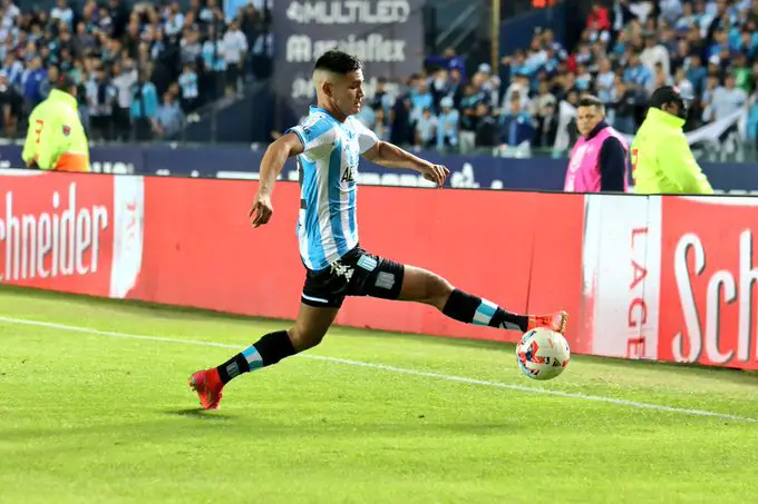 Alcaraz sumó minutos en Racing Newells