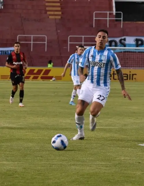 Racing Correa Melgar penal