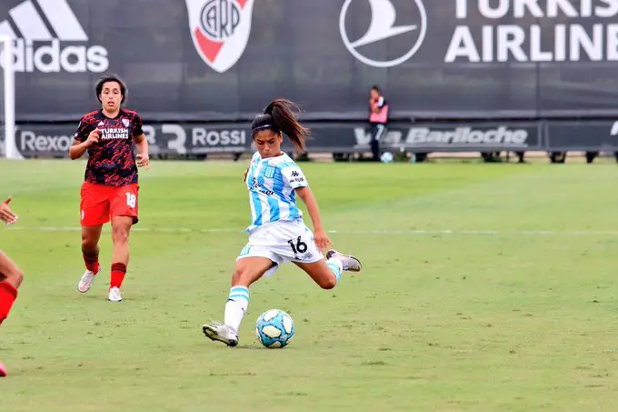 El femenino de Racing le ganó a River.