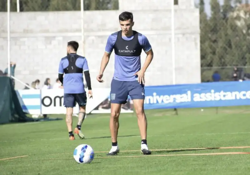 Racing formación River