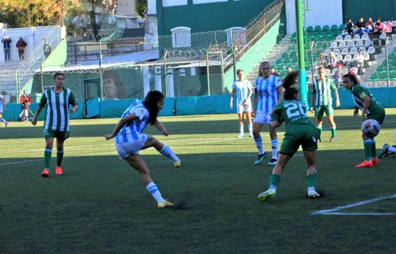 Racing femenino Excursionistas