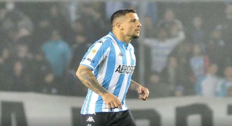 Vecchio será titular en Racing - Sarmiento