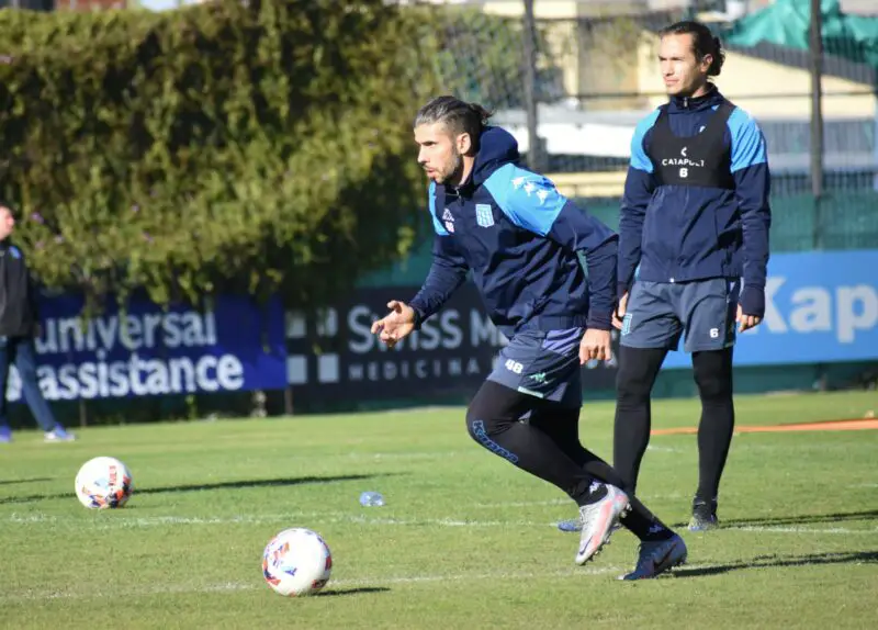 Racing Argentinos Insua Gago Academia