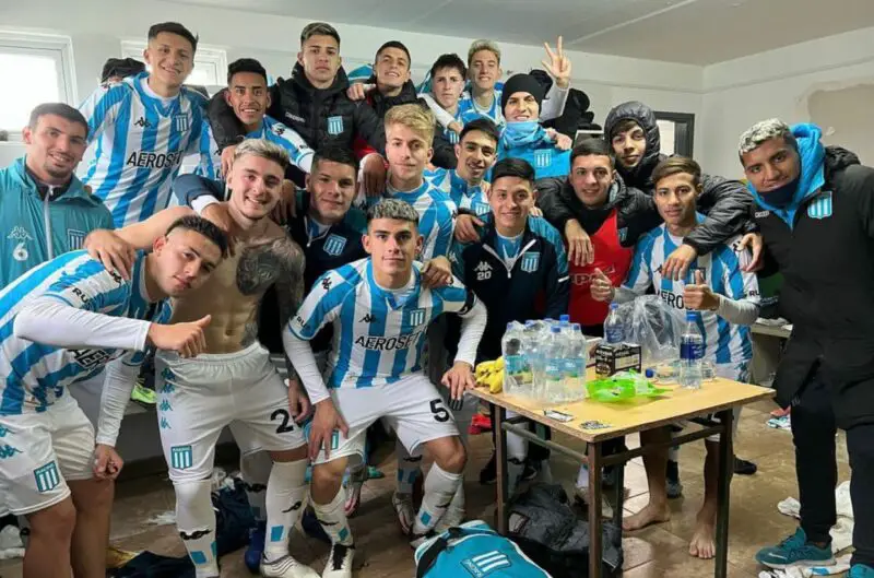 Festejo de la Reserva de Racing