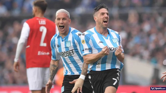 Copetti y su festejo en Racing - Independiente