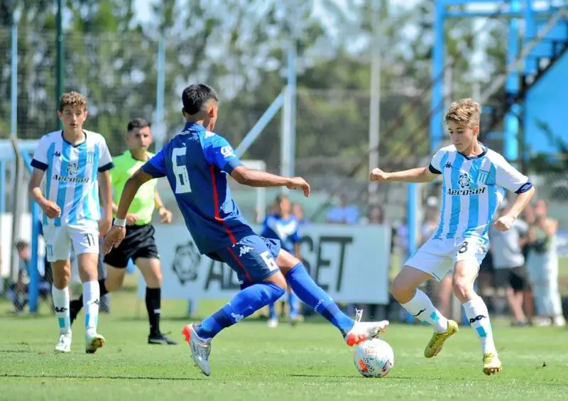 Racing contra Vélez en Inferiores