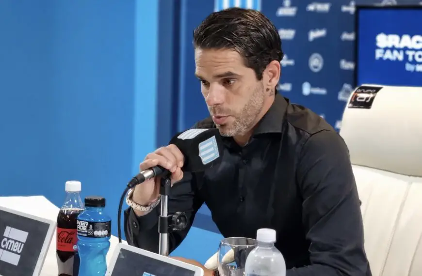 Racing refuerzos Gago