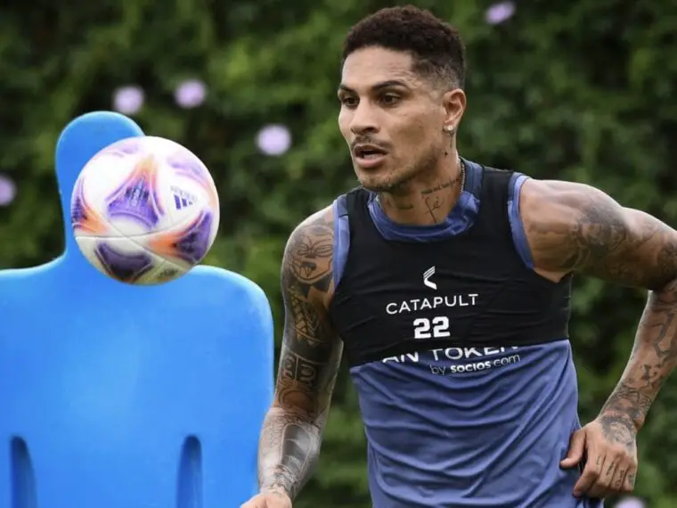 Racing Paolo Guerrero