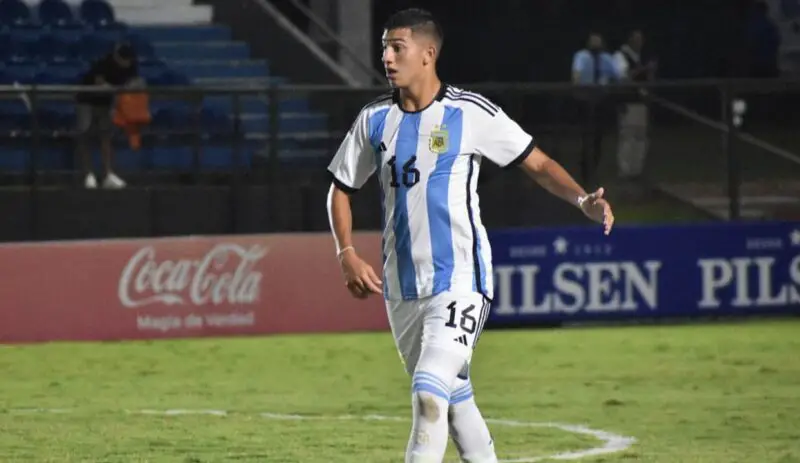 Escudero pibe Racing Unión