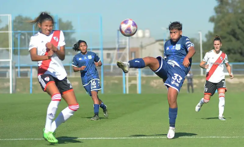 Racing femenino River 