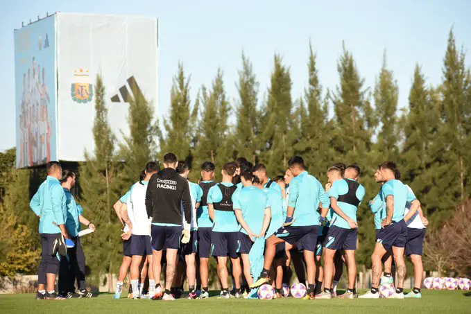 Racing pelota parada