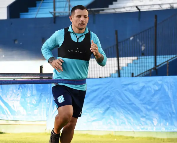 Sin Gago, se abre la puerta de Vecchio