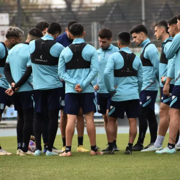 El jugador de Racing que se puso a manejar un Uber