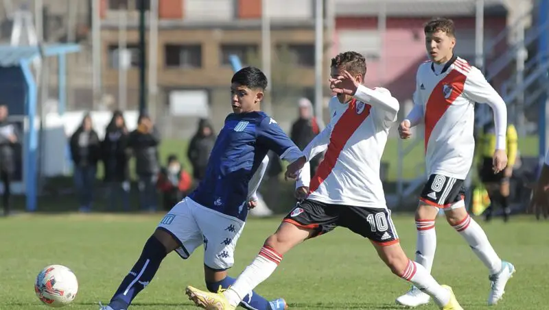 Inferiores Racing River 