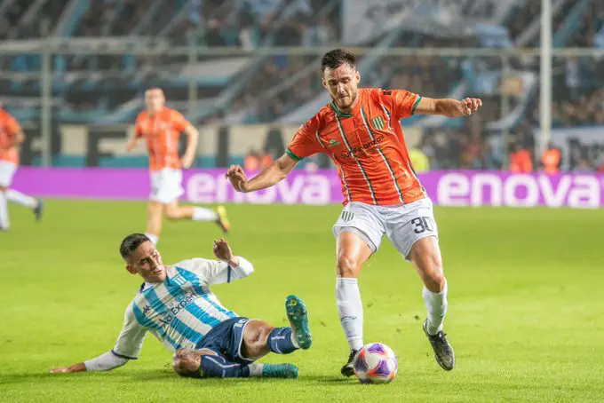 Racing Gago Matías Rojas