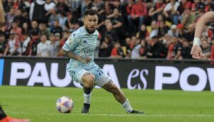 Mercado: Racing recibió otra oferta por Jonatan Gómez