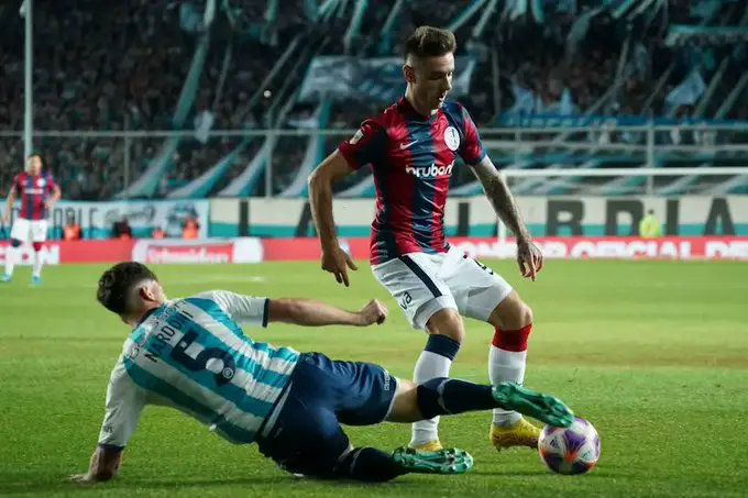 Uno x Uno Racing San Lorenzo