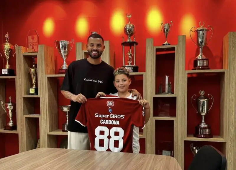 Edwin Cardona de Racing al América de Cali.