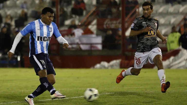 Roger Martínez Racing Atlético