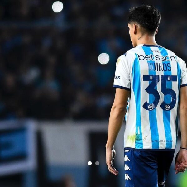 El grupo de pibes de Racing que trabaja aparte de la Primera