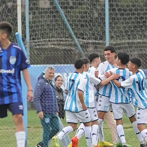 Las Inferiores de Racing tuvieron un hat-trick en la Octava