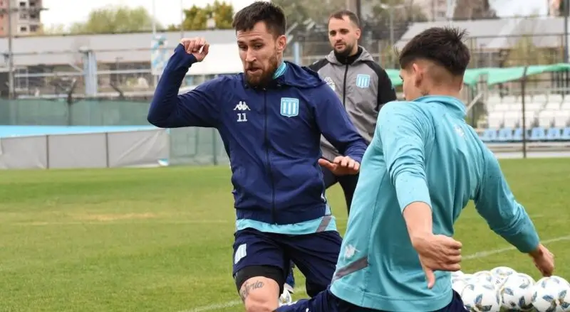 Racing Jonatan Gómez contrato