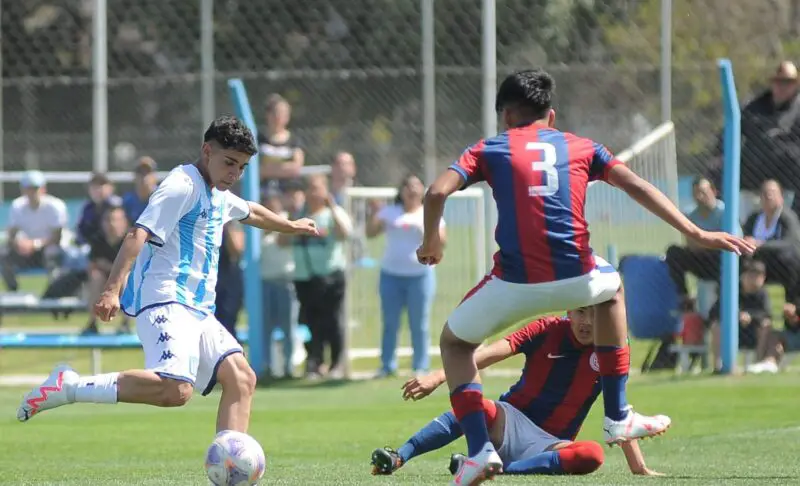 Racing Inferiores amistoso Argentinos