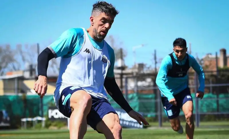 Racing Hauche renovación