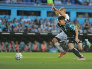 uno x uno Racing Platense