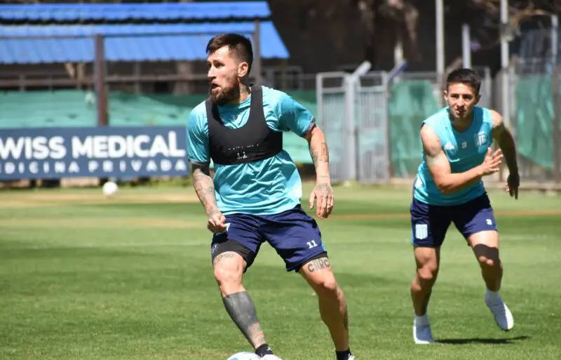 Racing Jonatan Gómez Católica