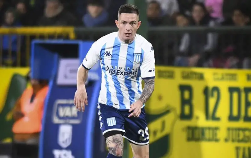 Racing mercado de pases moreno fausto vera