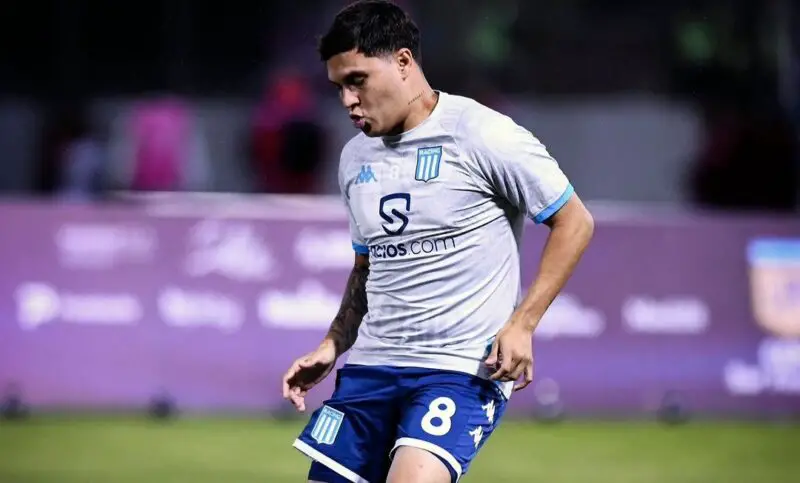 Juanfer Quintero en Racing está cada vez mejor