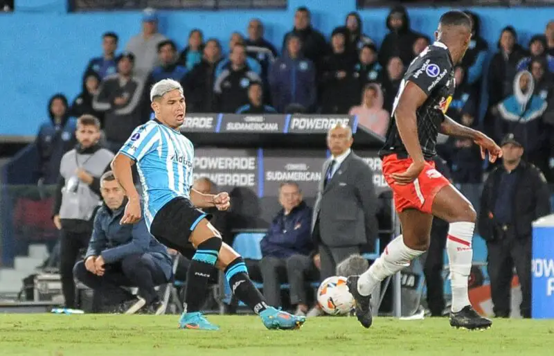 Racing Maravilla Martínez Bragantino