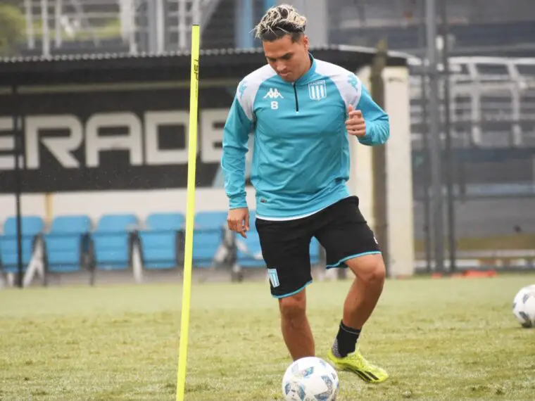 Juanfer en Racing y su posible regreso