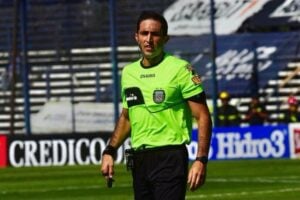 árbitro Racing Riestra