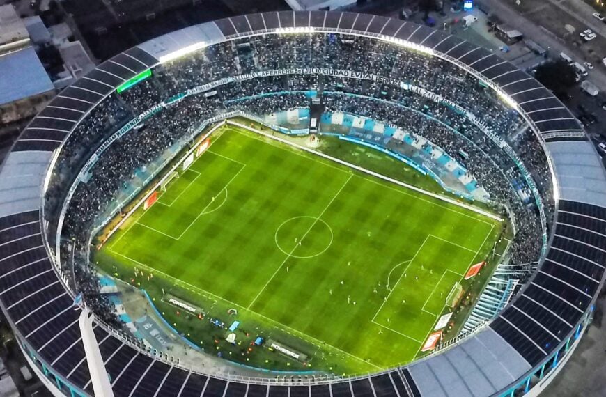 Racing con Banfield vuelve al Cilindro